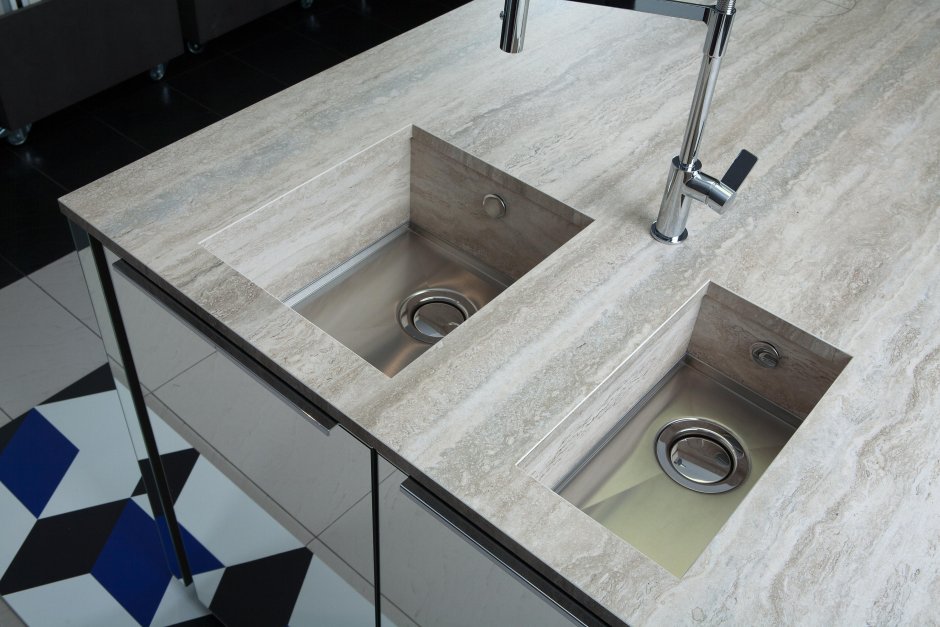 Накладная раковина из керамогранита