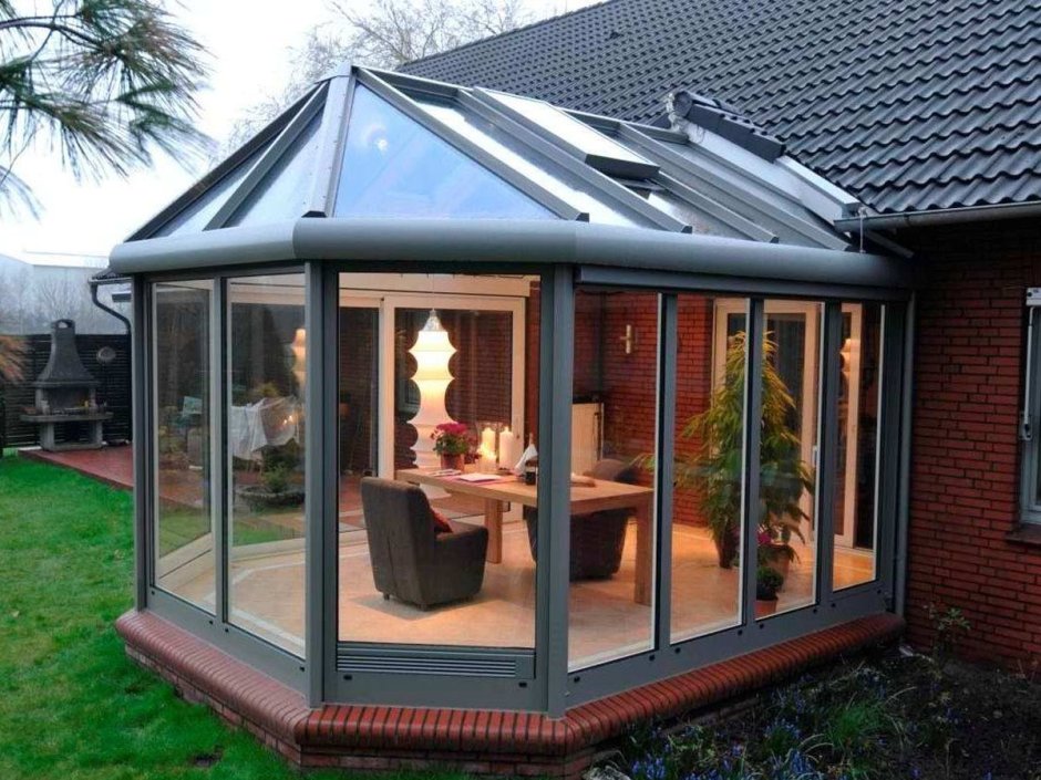 Беседка остекленная