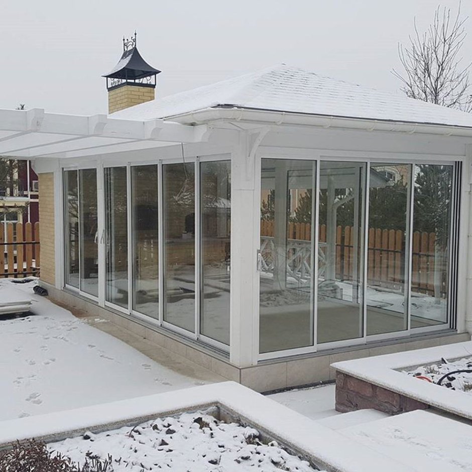 Беседка остекленная