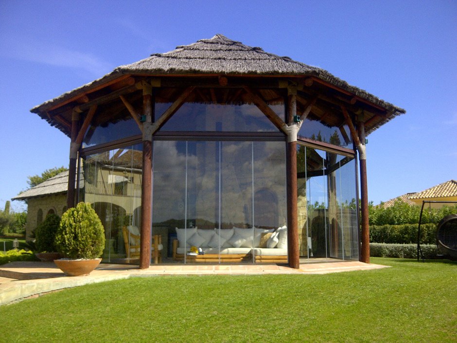 Беседка Райский сад застекленная