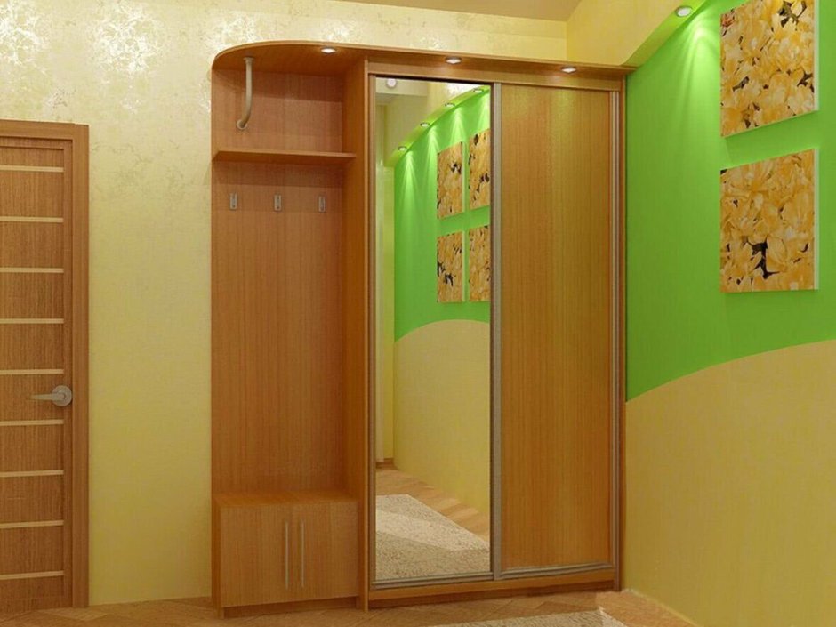 Узкий шкаф в прихожую