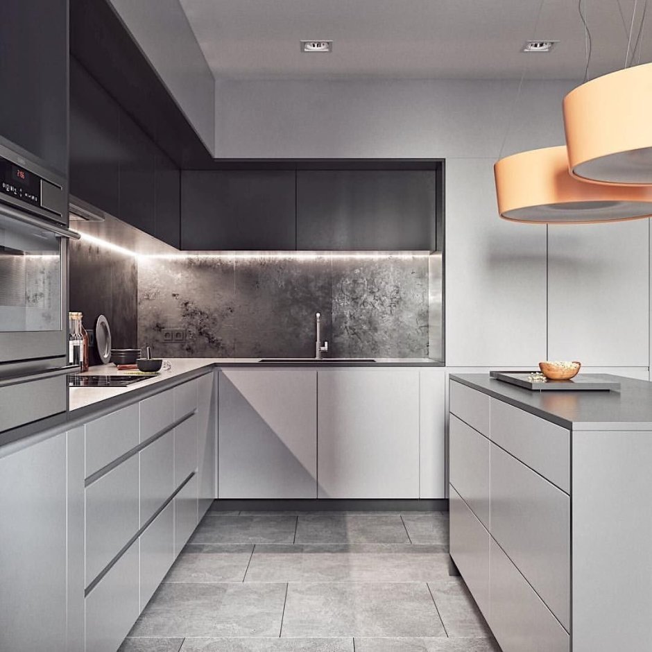 Кухня серо-белая с растениями