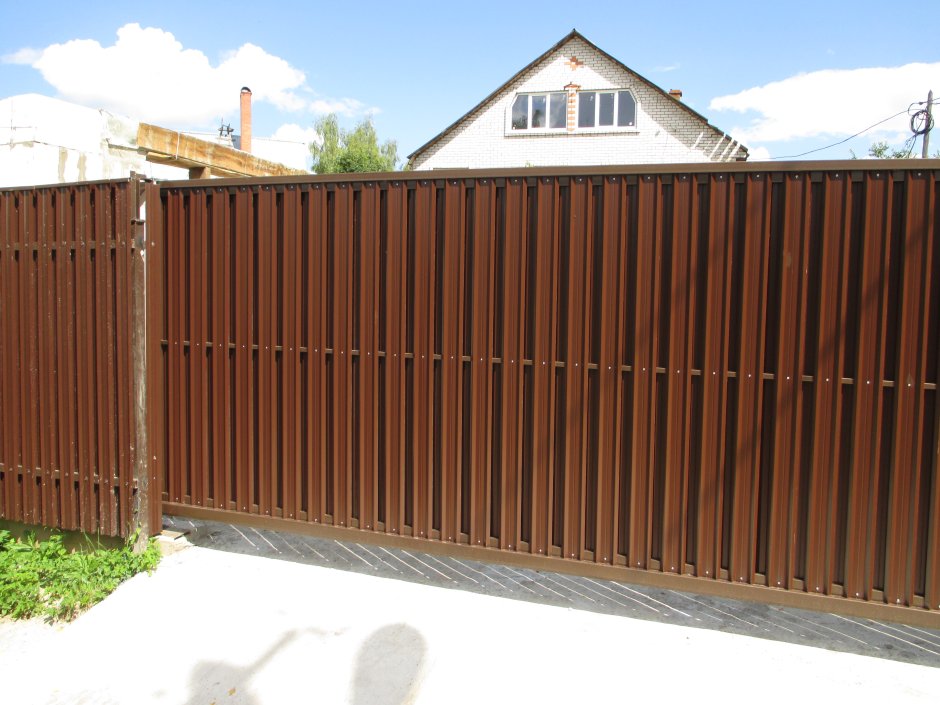 Ворота из евроштакетника