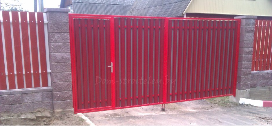 Забор из металлоштакетника RAL 7024