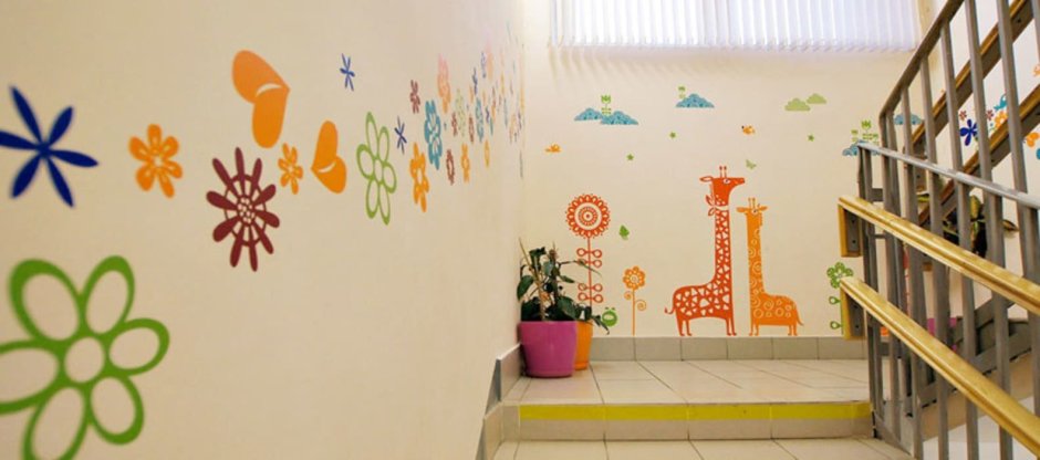 Роспись коридора в детском саду
