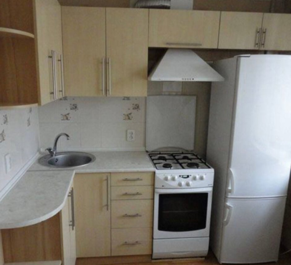 Экран на холодильник от плиты