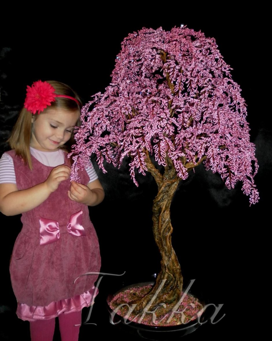 Большое дерево из бисера