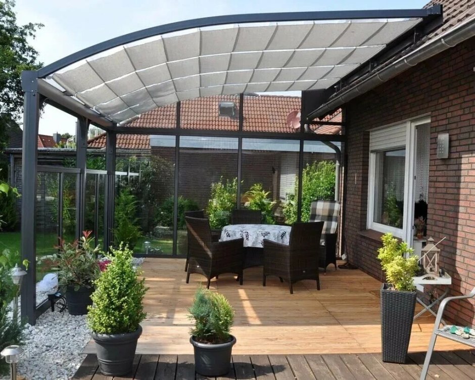 Навес над террасой частного дома