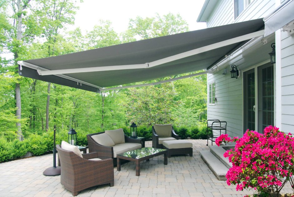 Пергола с монолитным поликарбонатом