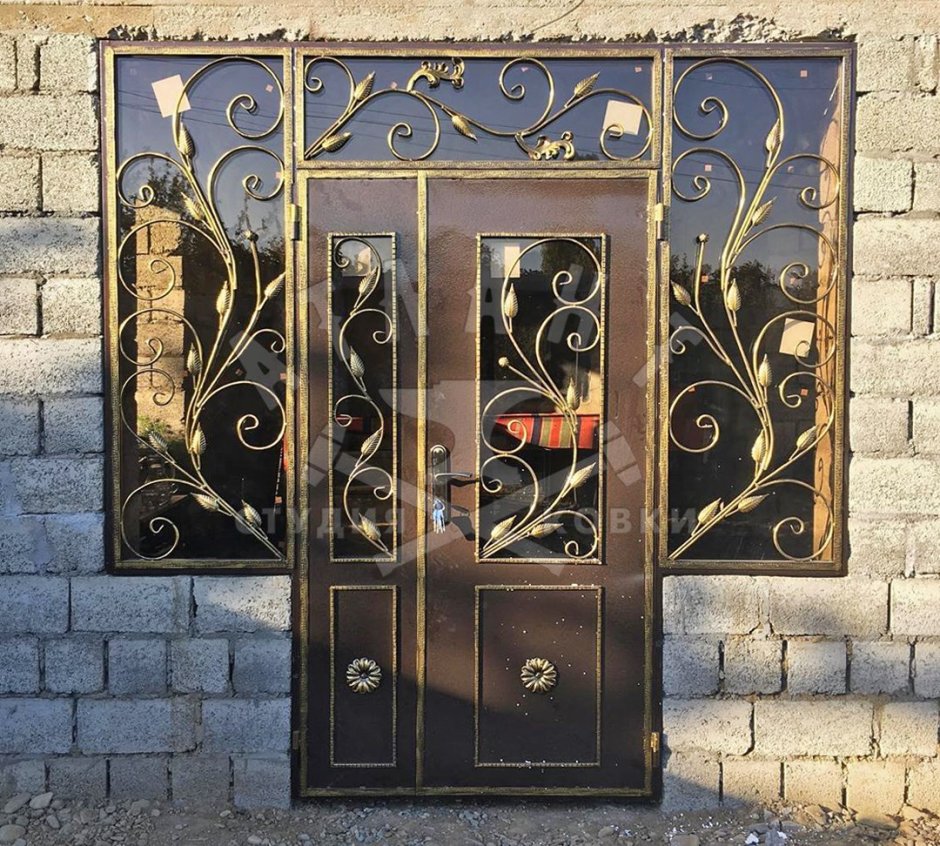 Кованые двери