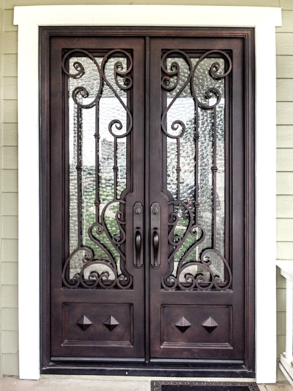 Кованые двери