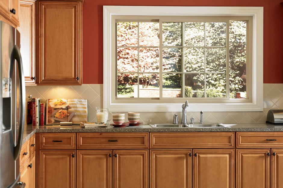 Кухня с окном