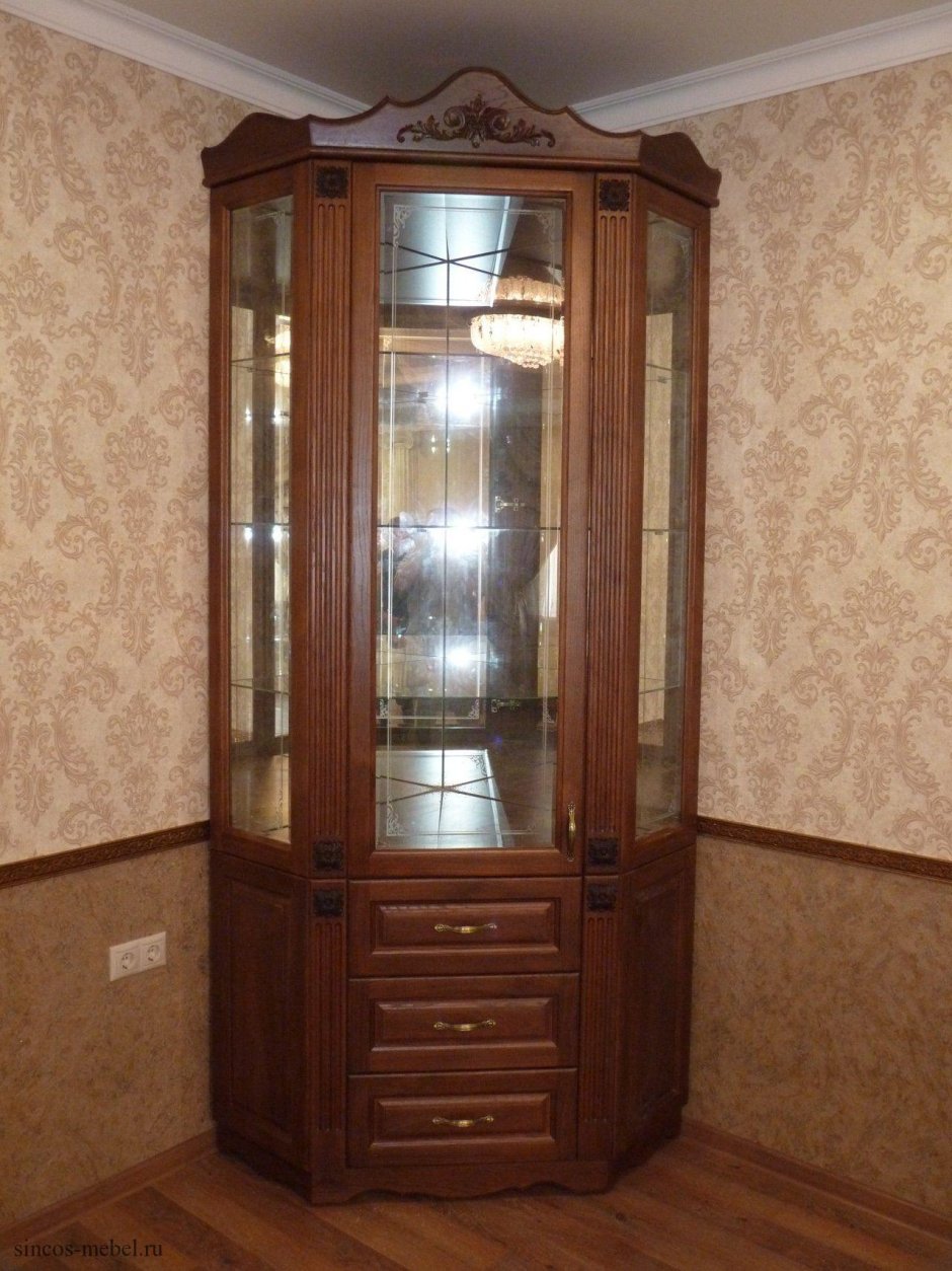 Витрина угловая Хельга