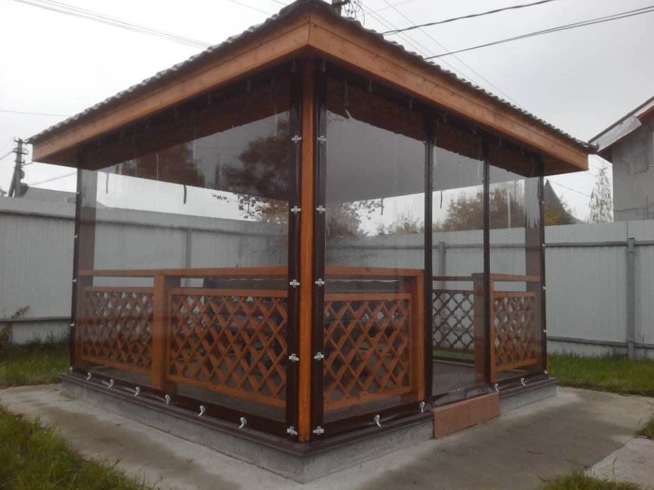 Гибкие окна для беседки