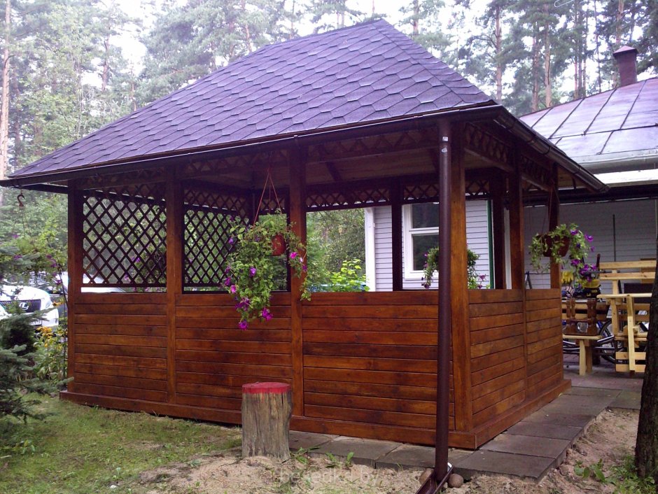 Беседка обшитая вагонкой