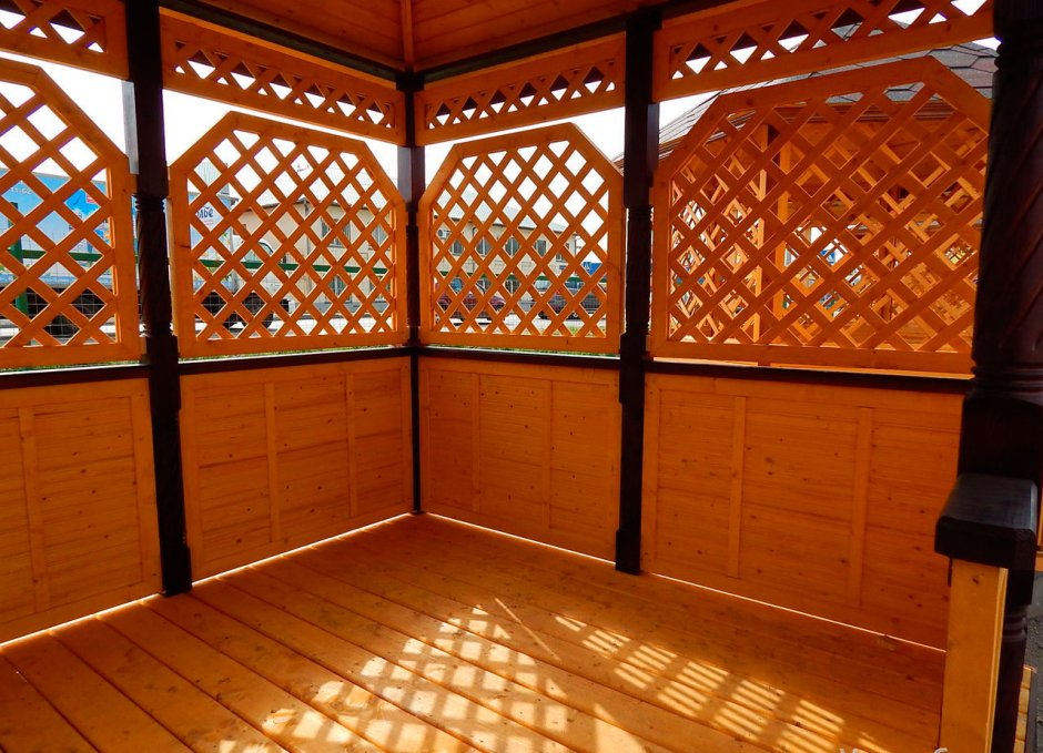 Покрасить беседку внутри