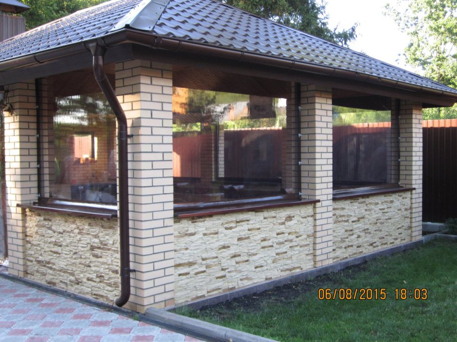 Беседка из кирпича