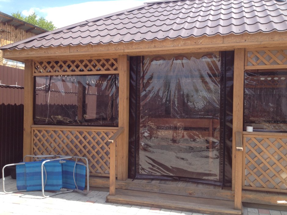 Гибкие окна для беседки