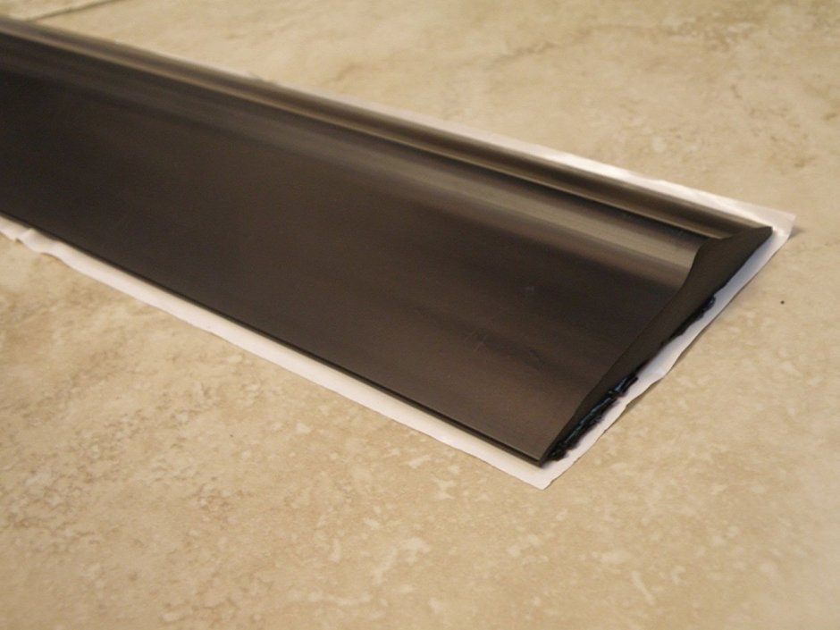 Резиновый уплотнитель для пола (порог Ryterna)