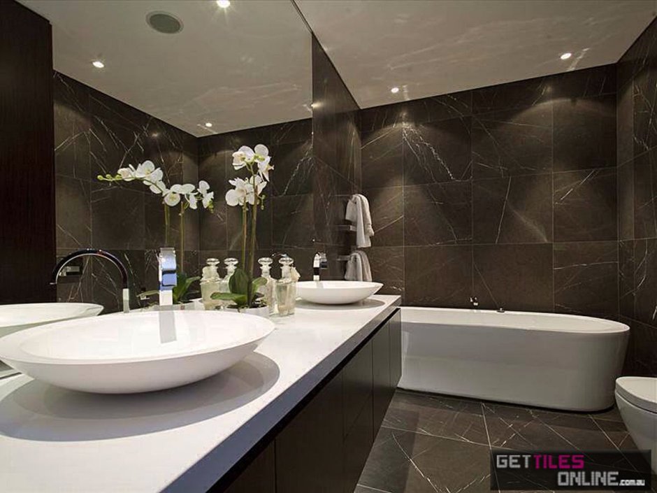 Черно серая ванная комната