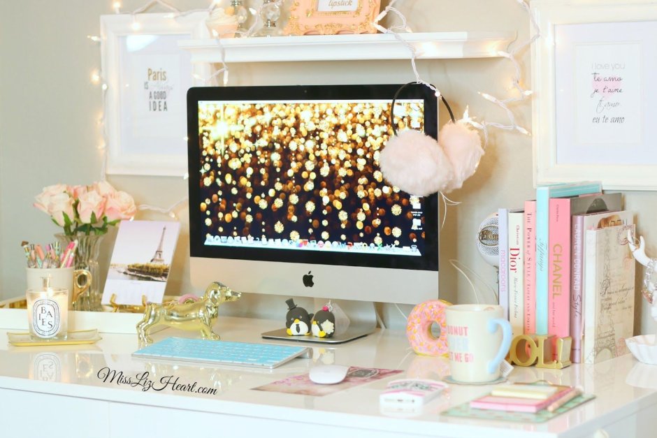 Декор офисного стола