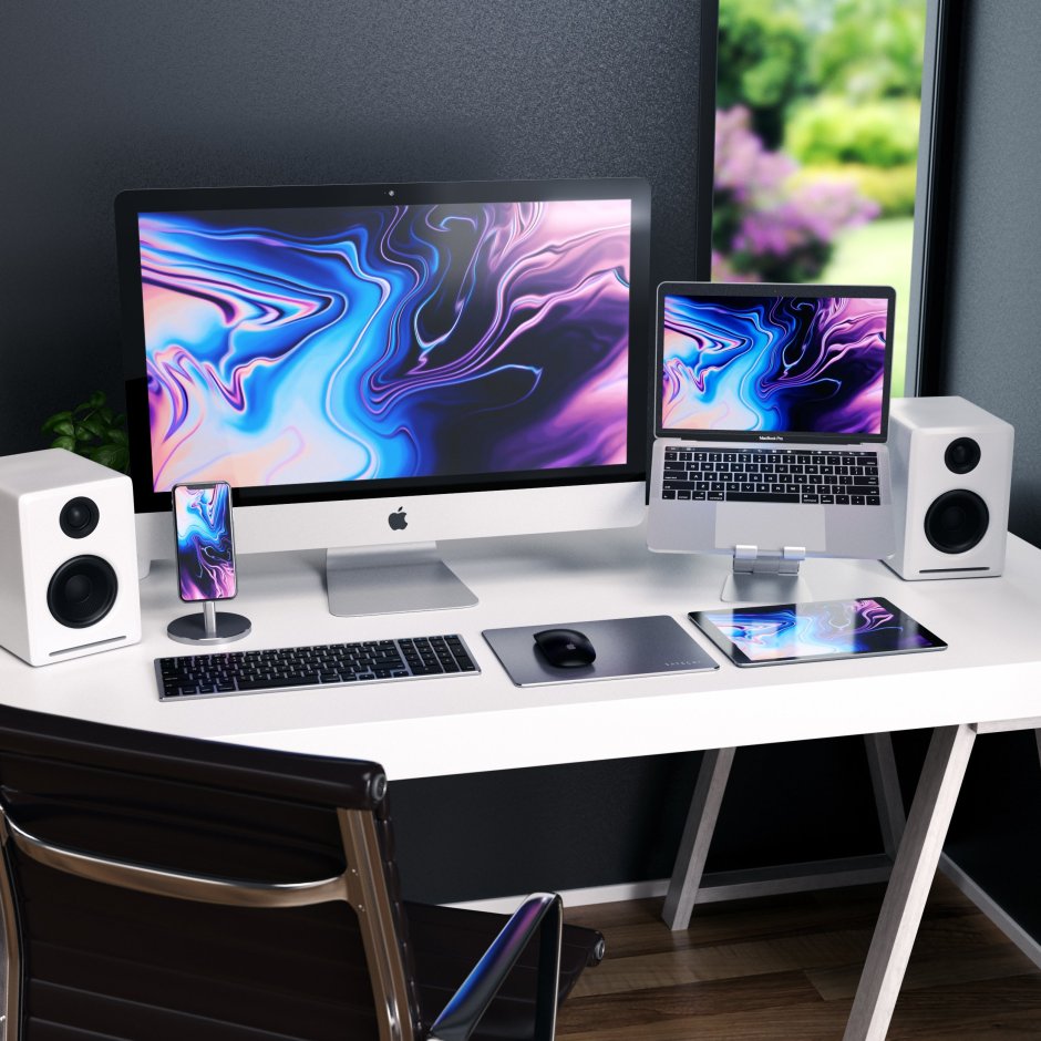 Satechi Aluminum desktop Charging Stand