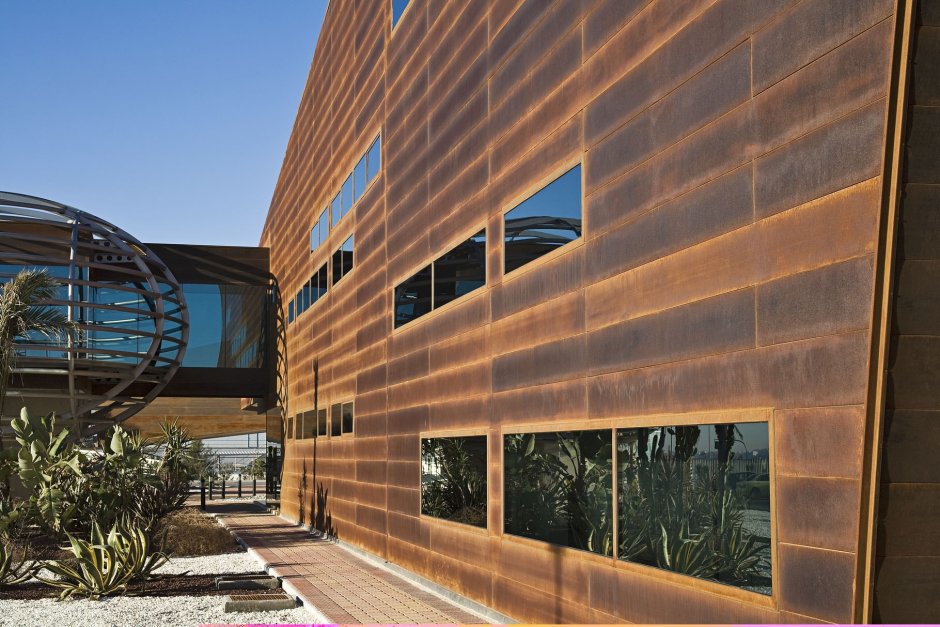 Дом Кортен сталь