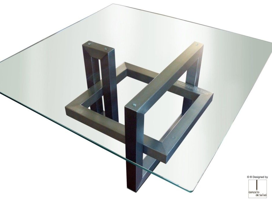 Журнальный столик металлический