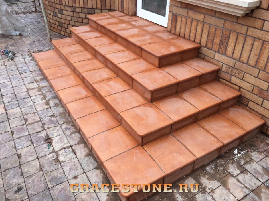 Отделка ступеней крыльца плиткой