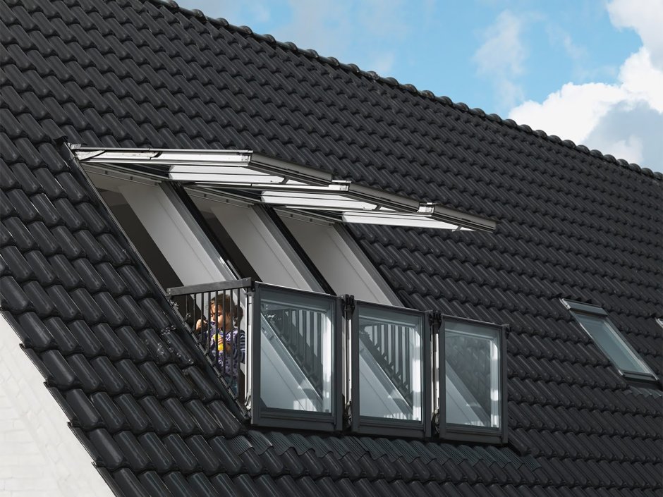 Мансардное окно балкон Velux