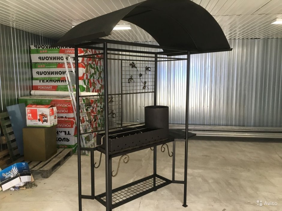 Стойка для мангала из газового баллона