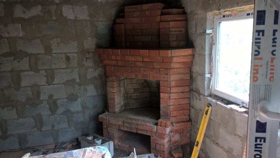 Печь камин в гараже