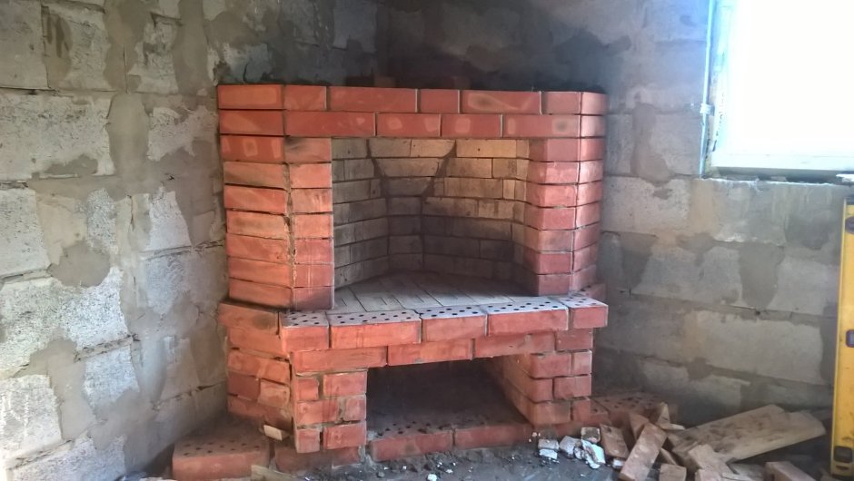 Печь камин в гараже