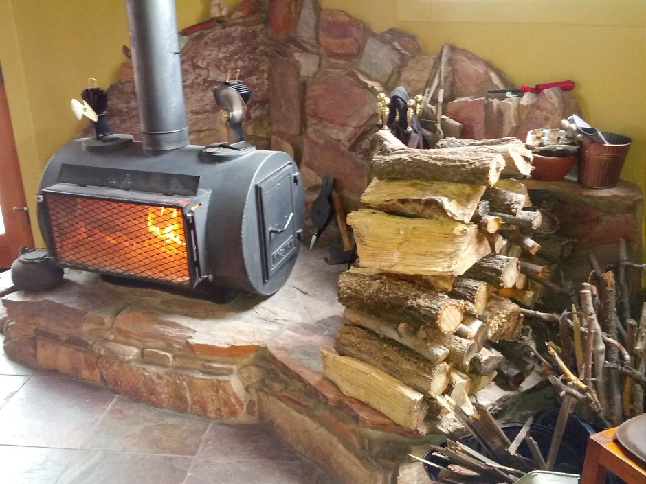 Печь в доме