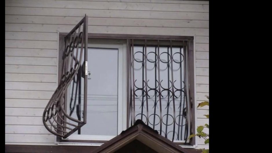 Распашные решетки на окна