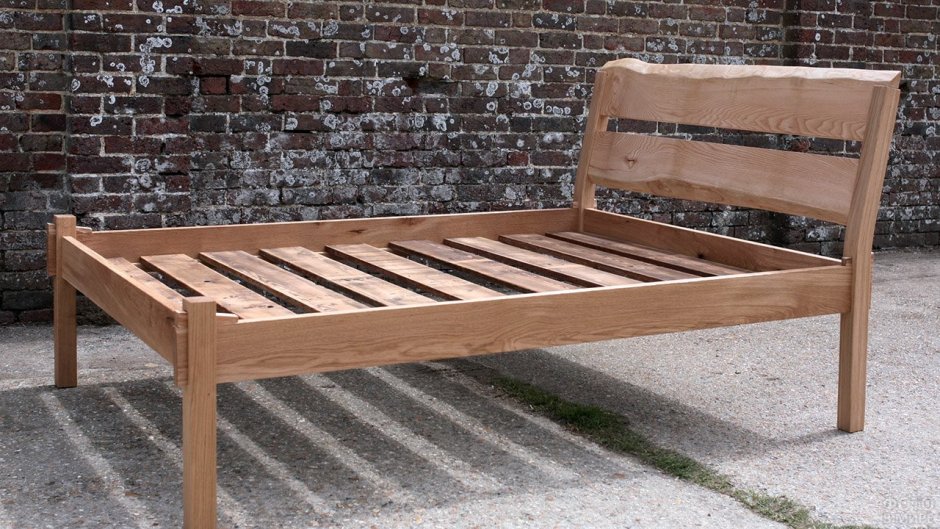 Односпальная кровать в стиле лофт