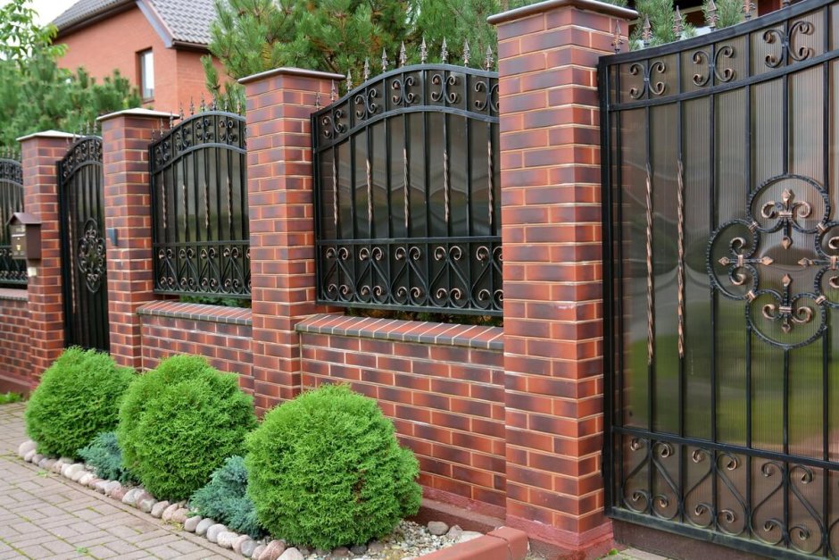 Заборы для частного дома