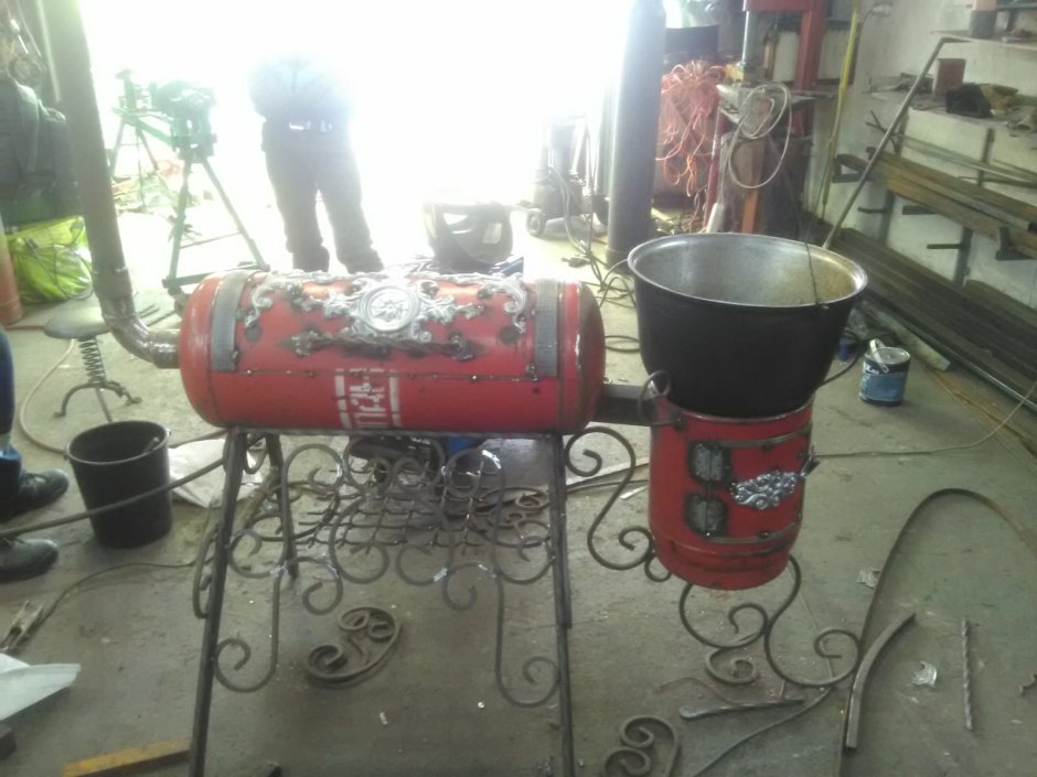 Смокер мангал коптильня из огнетушителя ОП-50