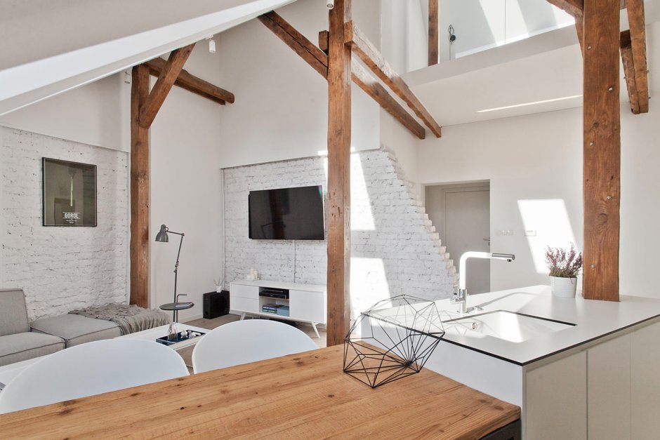 Потолок с балками в стиле лофт