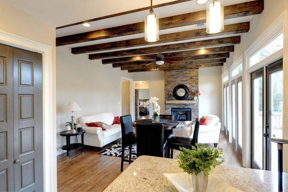 Кирпич в интерьере столовой