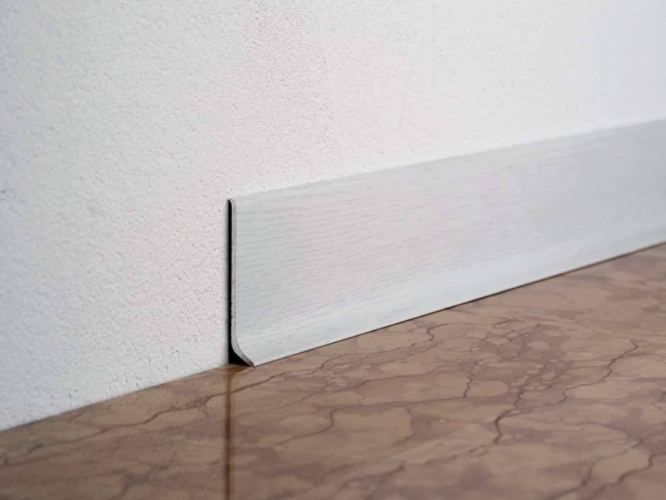 Плинтус Инвизибл Софья