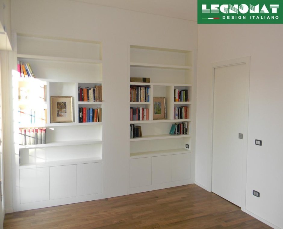 Книжный шкаф с аркой