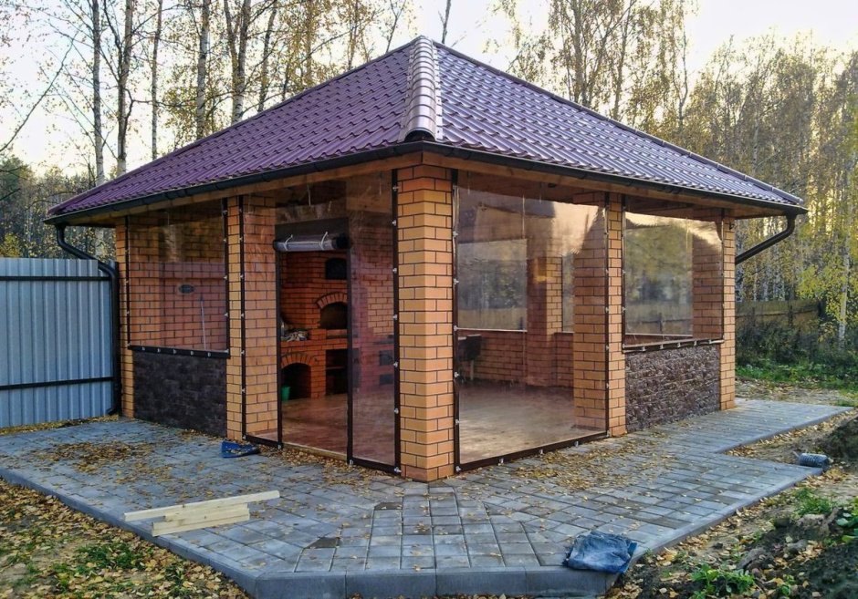 Зона барбекю с мангалом