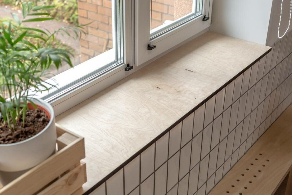 Отделка подоконников и откосов