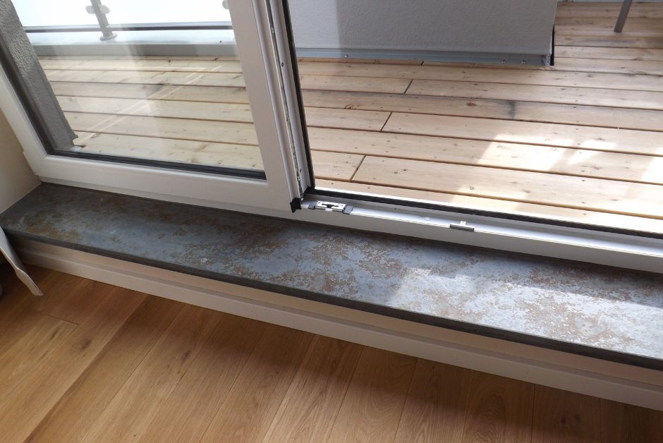 Подоконник из плитки34c