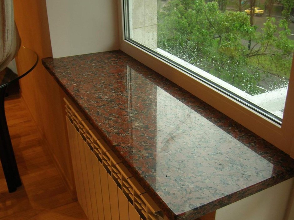 Мансуровский гранит подоконник