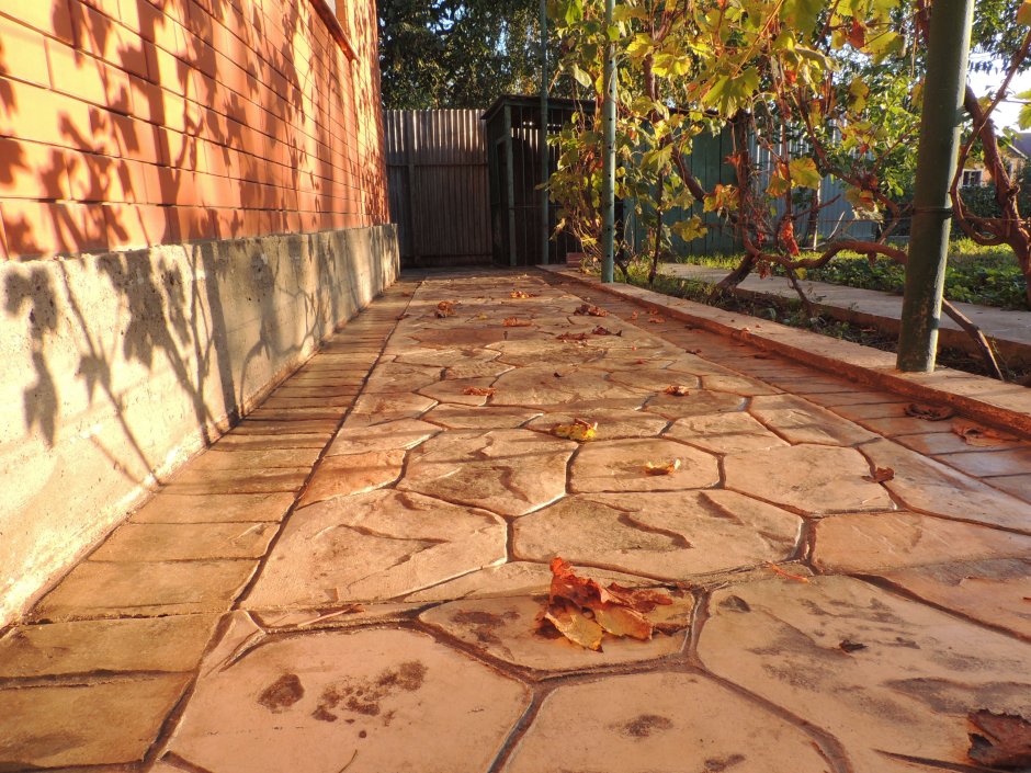 Печатный бетон дикий камень