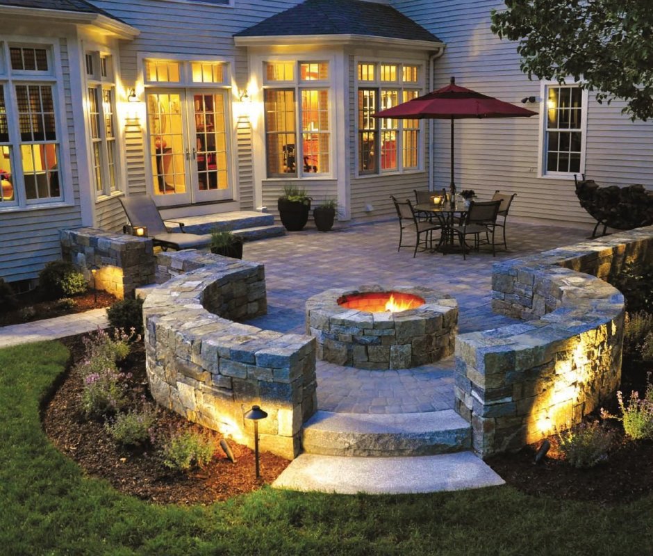 Бетонный дворик