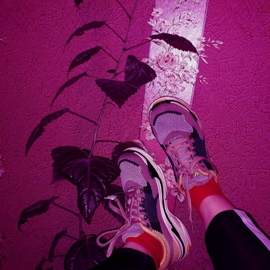 Фиолетовые кроссовки Эстетика