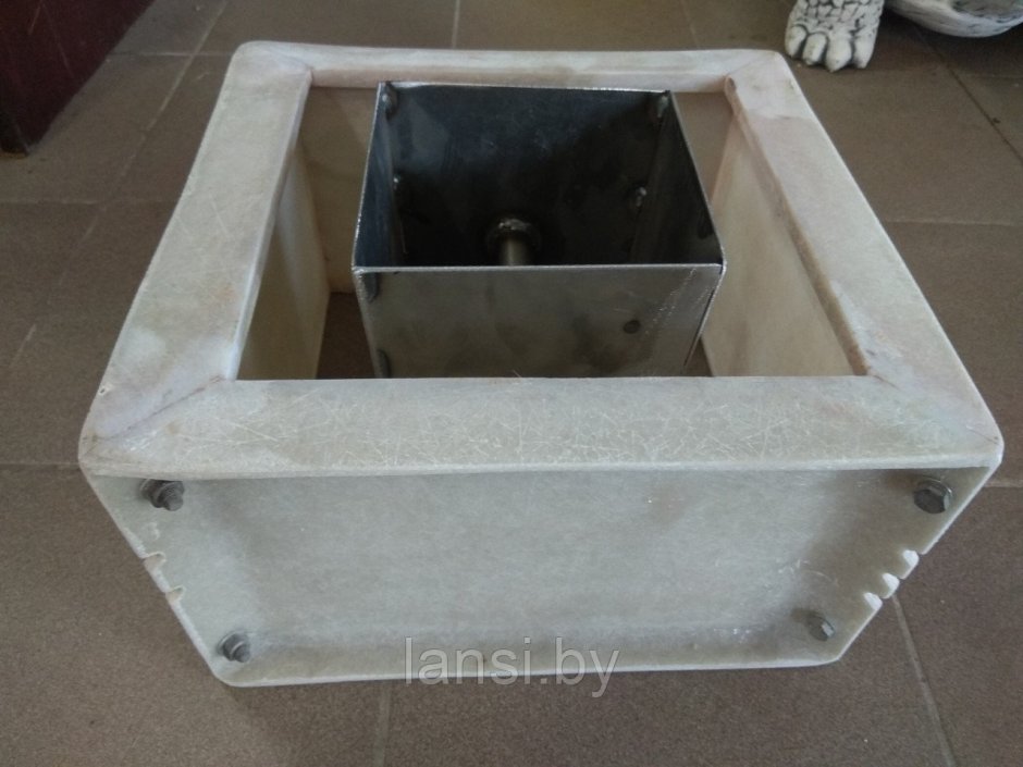 Форма для отливки столбов